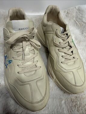 Gucci Cream Leather Sneakers with Blue & Green Artwork Gucci Hawaii